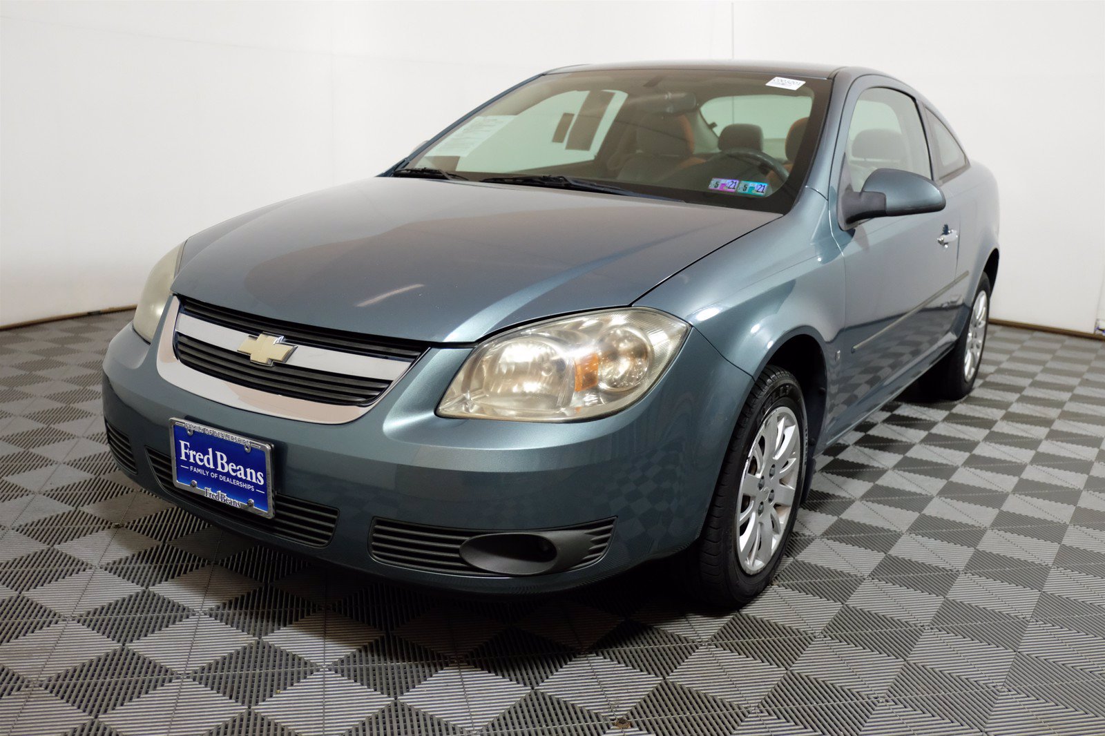 Pre-Owned 2009 Chevrolet Cobalt LT w/1LT FWD 2dr Car