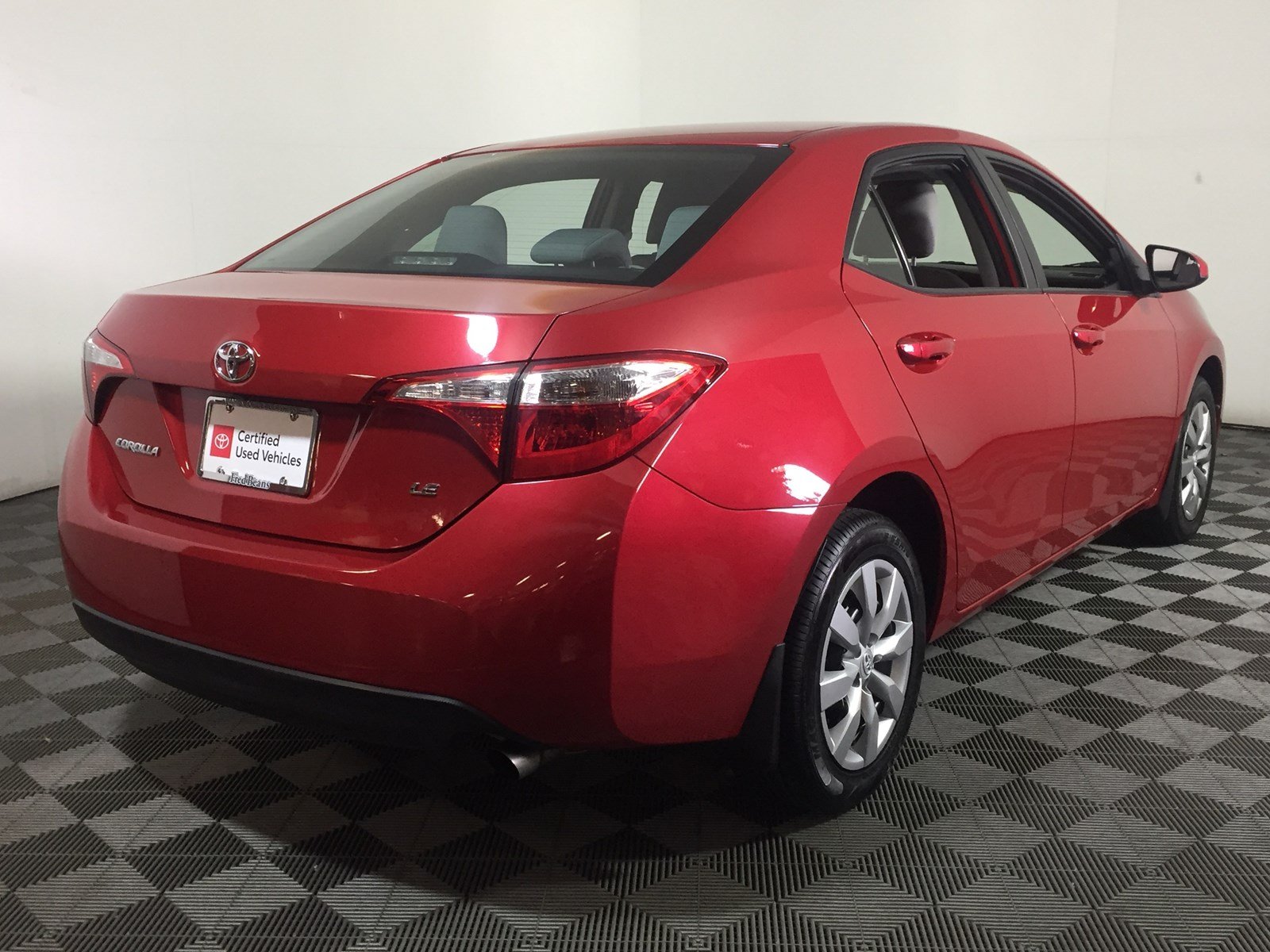 Certified Pre-Owned 2016 Toyota Corolla LE FWD 4dr Car