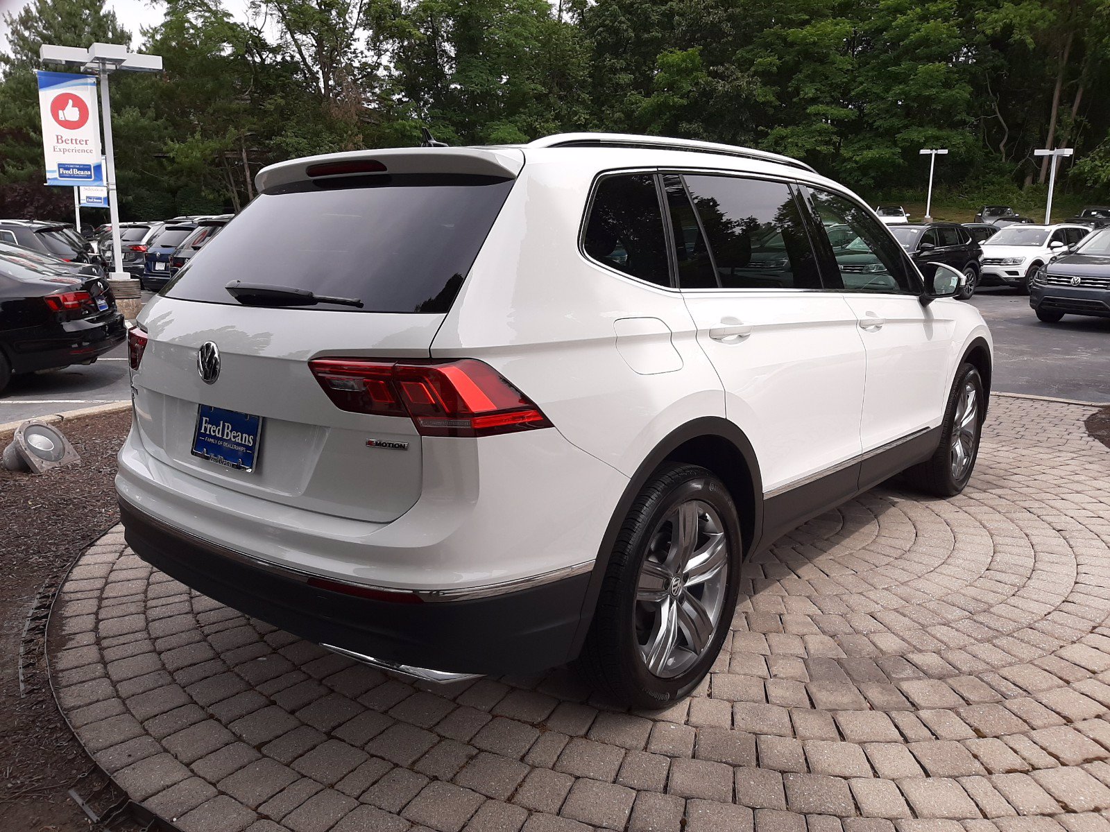 Pre-Owned 2019 Volkswagen Tiguan SEL Premium AWD Sport Utility