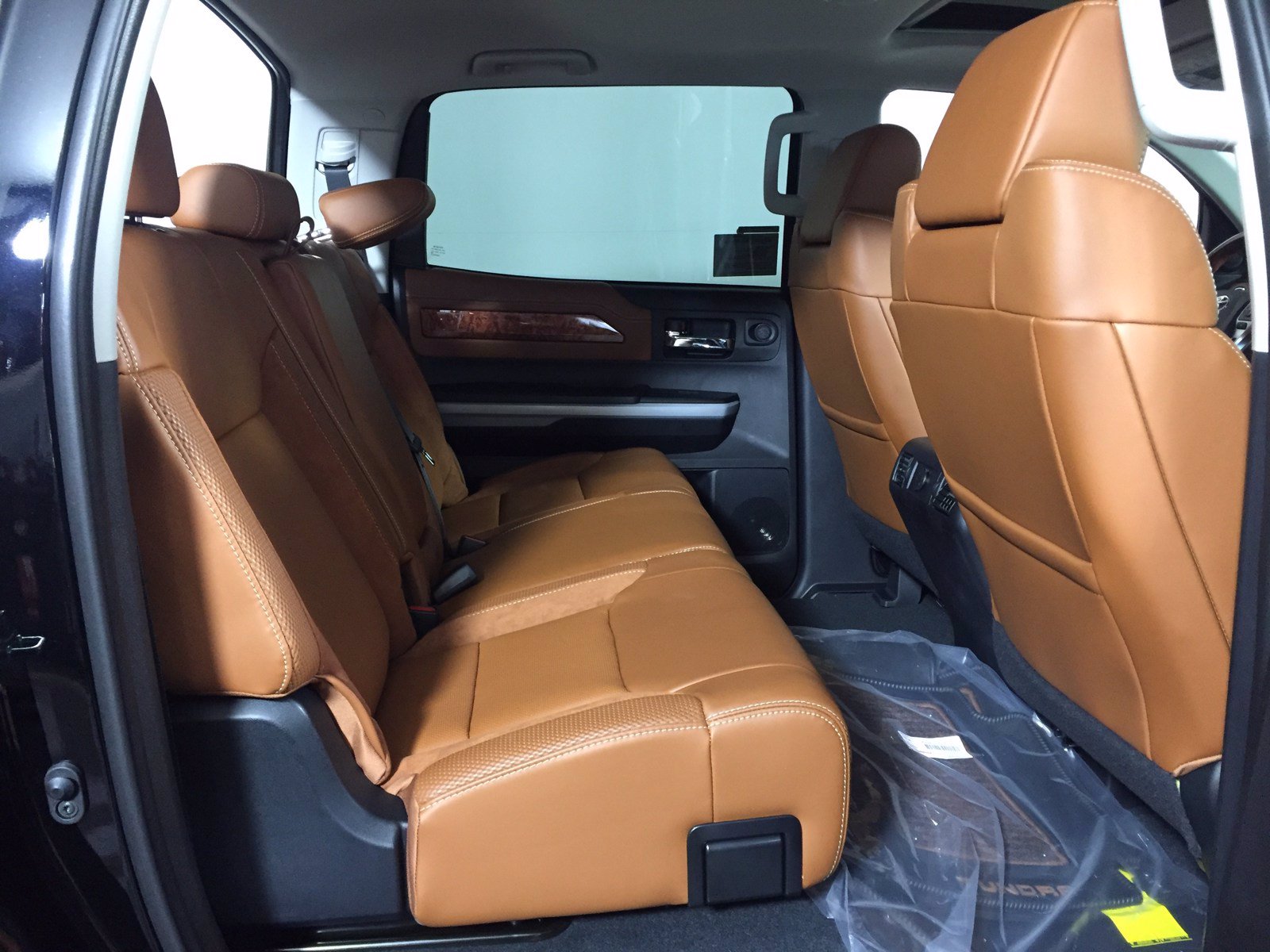 New 2020 Toyota Tundra 1794 Edition CrewMax 5.5′ Bed 5.7L (Natl)