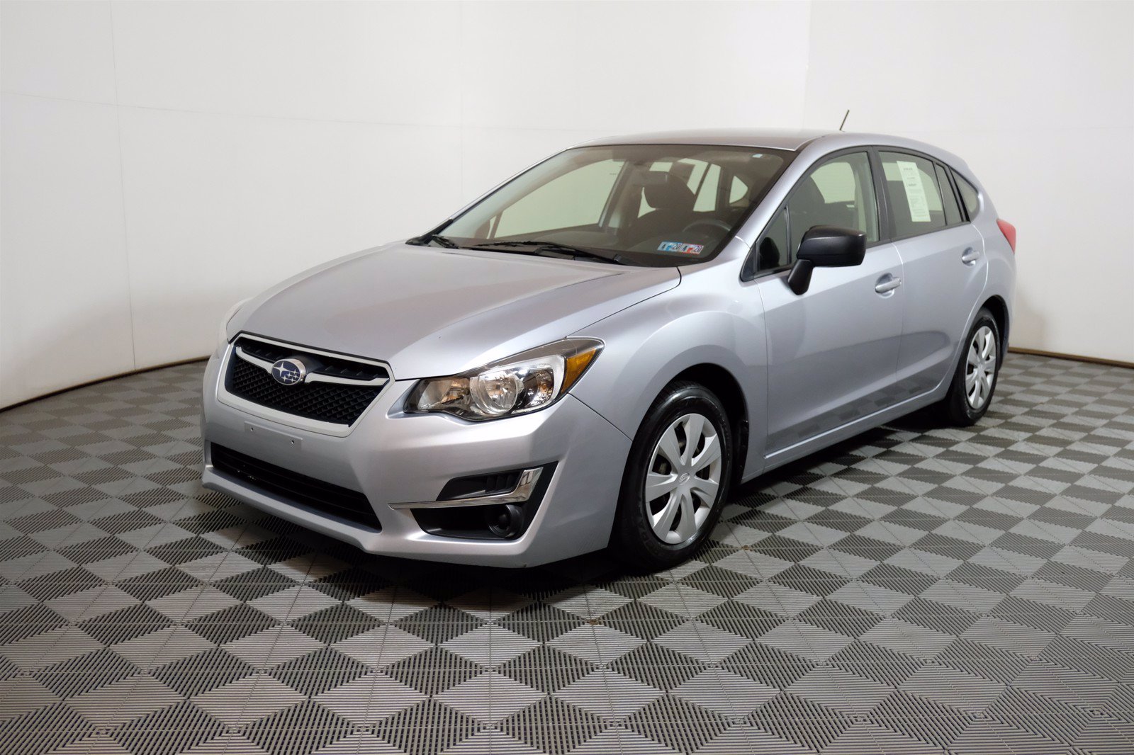 PreOwned 2016 Subaru Impreza Wagon 2.0i AWD Hatchback